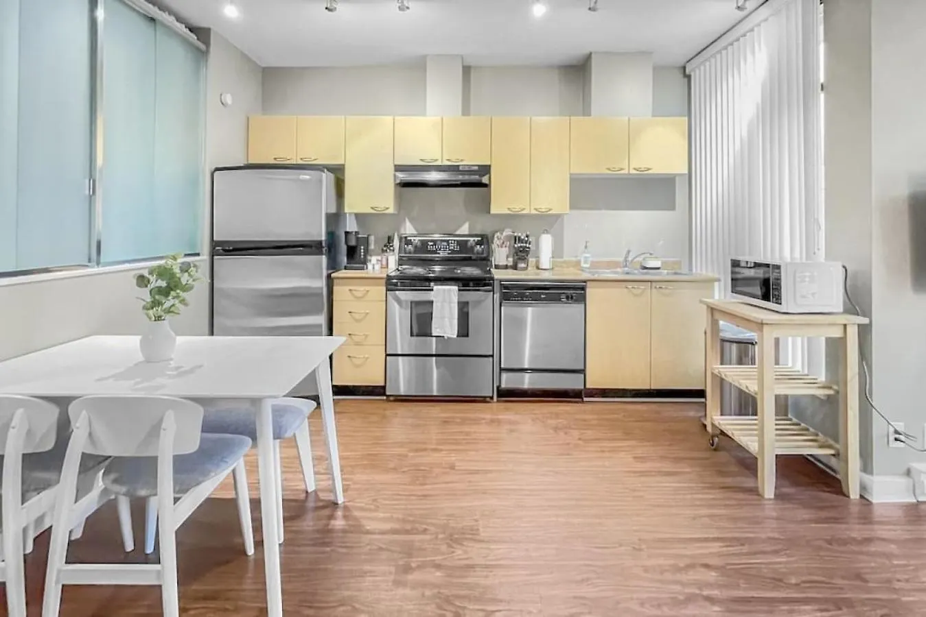 Holiday home Top Floor Unit On Granville Strip Yaletown Area Vancouver